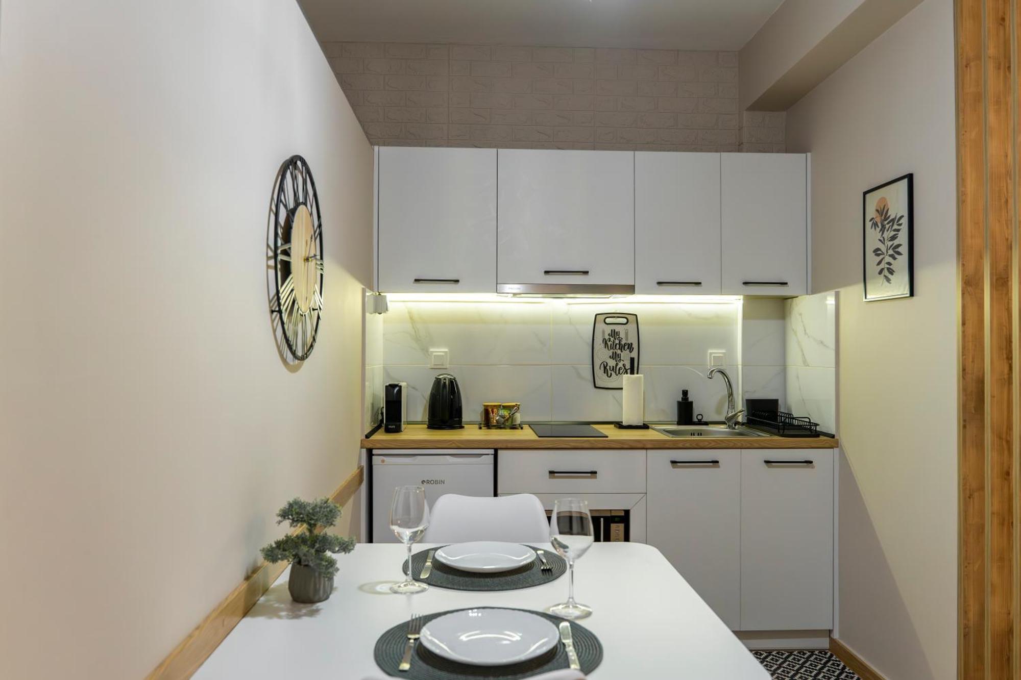 Novos Guesthouse Meteora Калампака Экстерьер фото